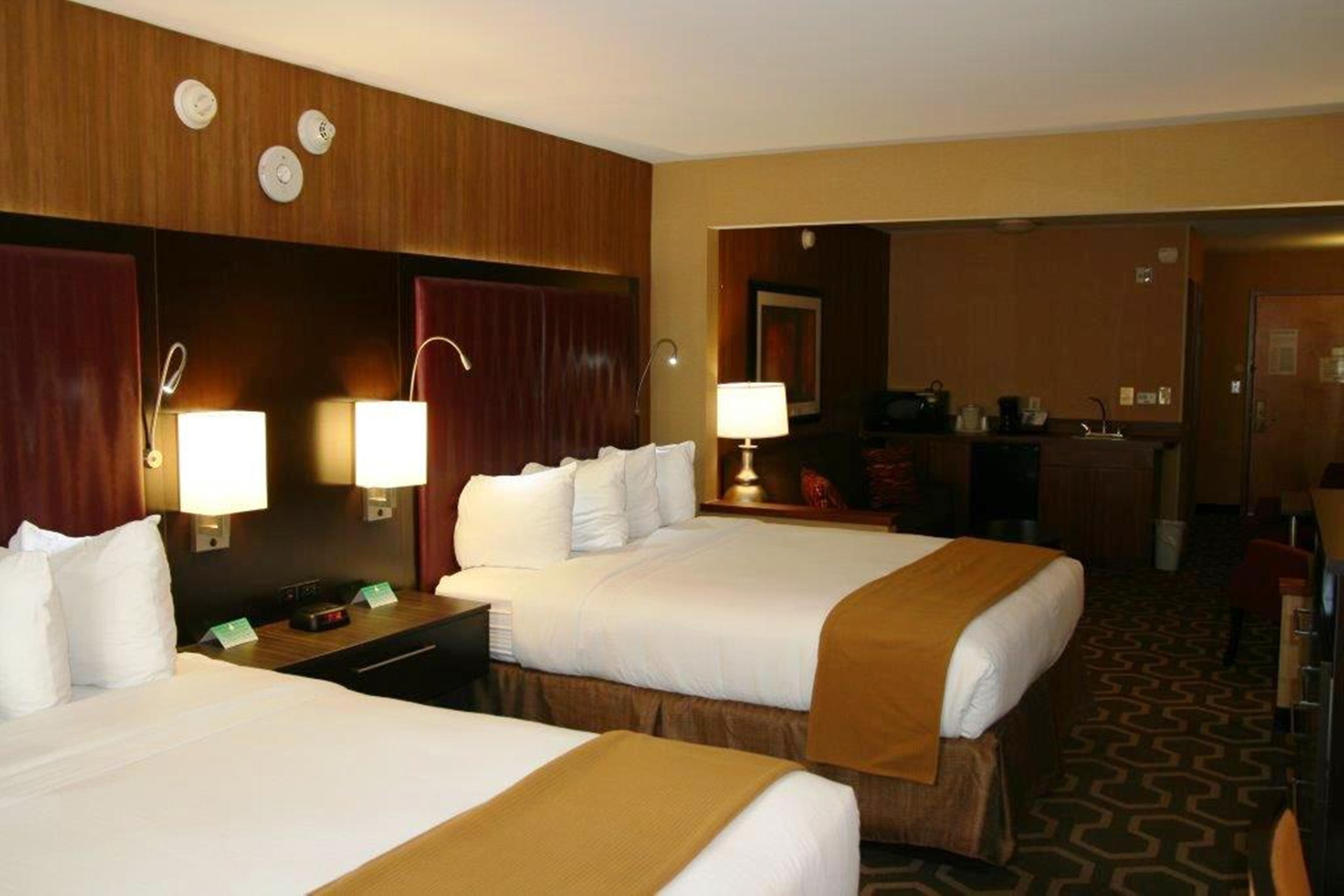 Holiday Inn Express Hotel & Suites Vineland Millville By Ihg Exterior foto